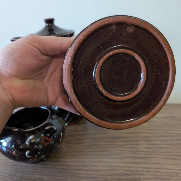 Vintage hand paint redware Japanese Tea set Moriage pattern Has Crack under lid - Picture 6 of 9